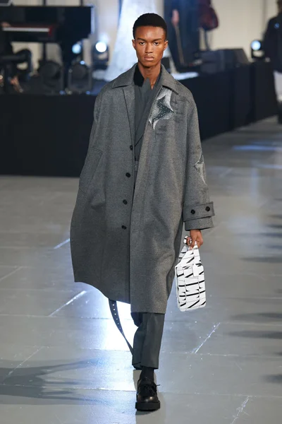 Look 8